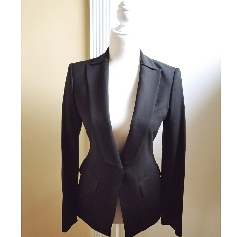 Bcbgmaxaria black single button tuxedo style blaze